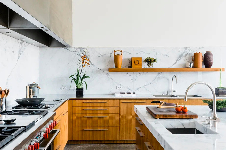 Designing a Kitchen Island That Does It All (Prep, Eat, Work)