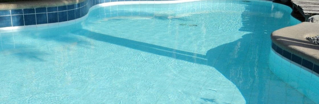 Luxury Resorts Design And Build Cover Image