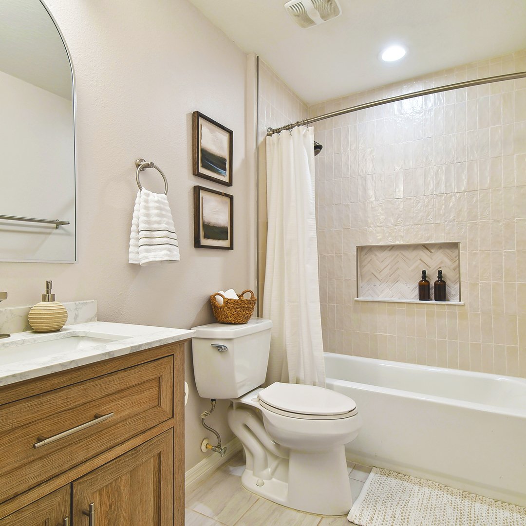 Florida-Friendly Waterproof Flooring Options for Bathroom Remodel