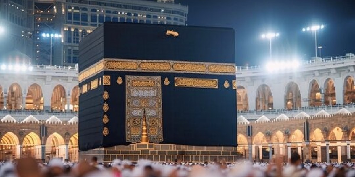 From Ancient Routes to Modern Journeys: How Umrah Travel Has Evolved Over the Centuries