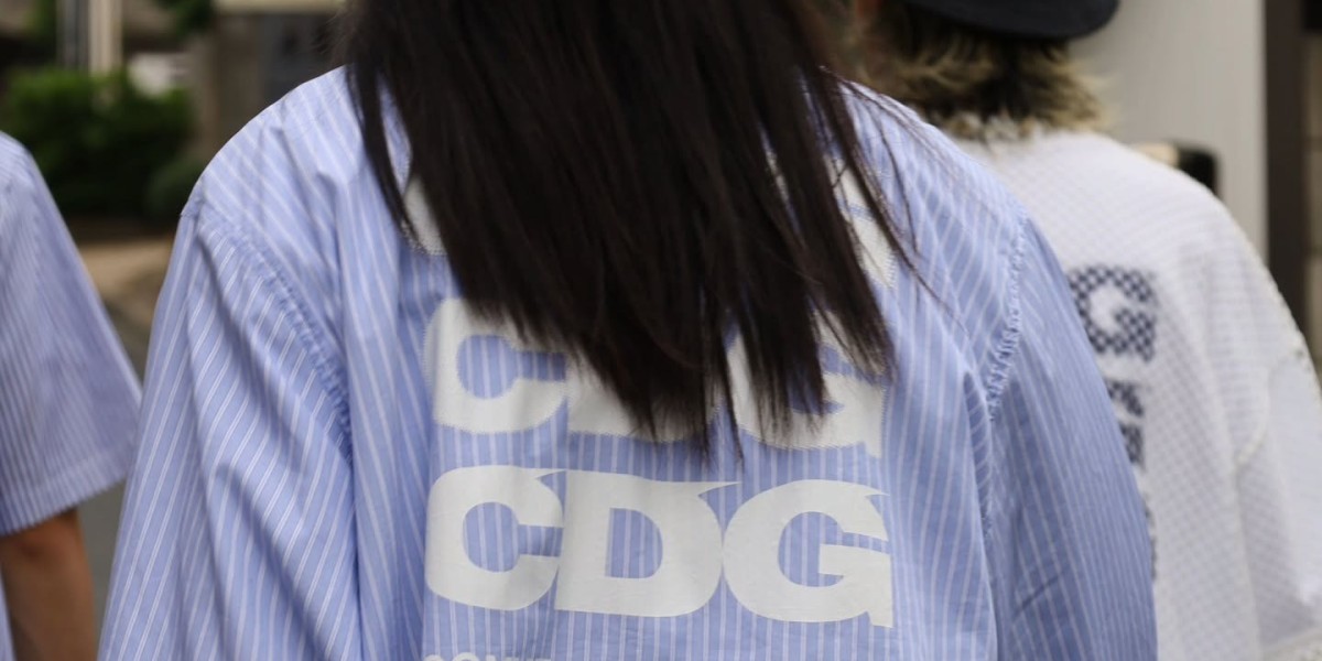 How Comme des Garçons Encourages Confidence Through Simplicity