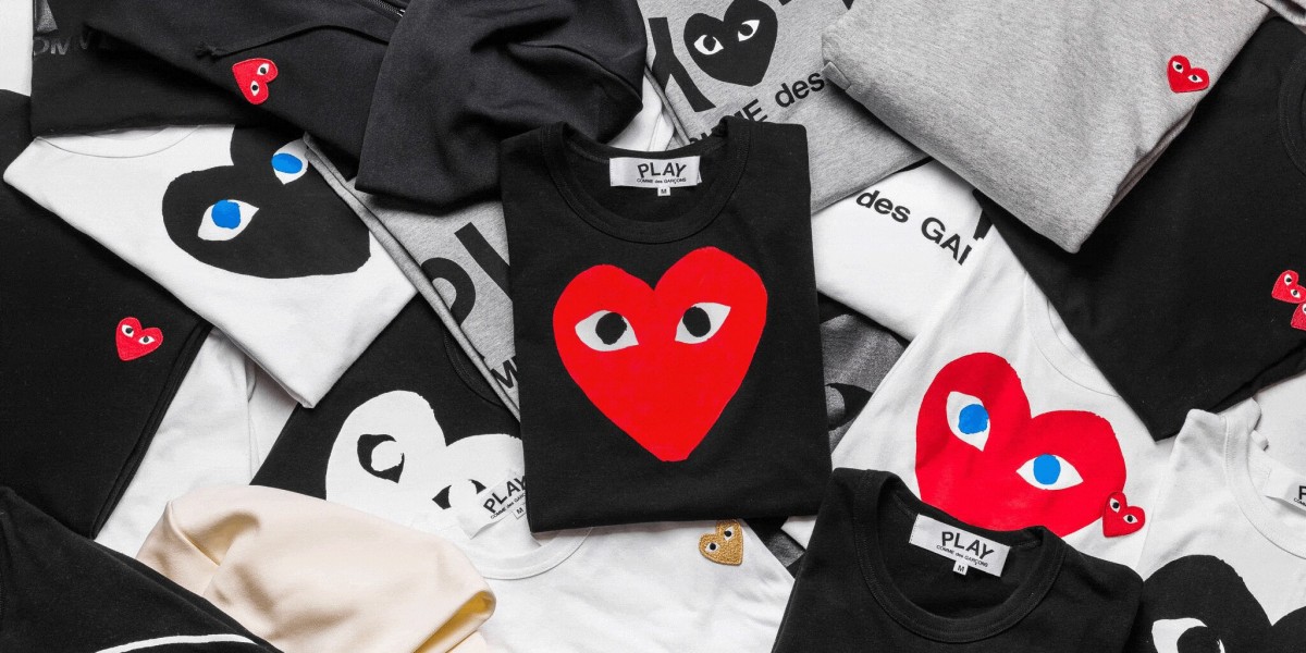 Comme des Garcons Hoodie: A Bold Blend of Art, Edge, and Everyday Style