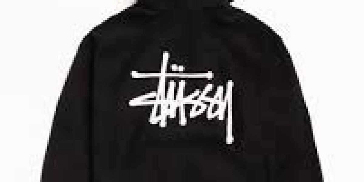 Stüssy Clothing – The Ultimate Guide to the Icon of Streetwear Culture