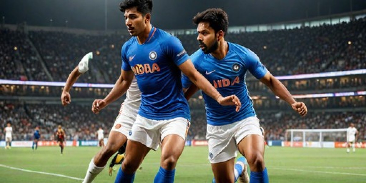 Where can I download the apps of the famous casinos in India?