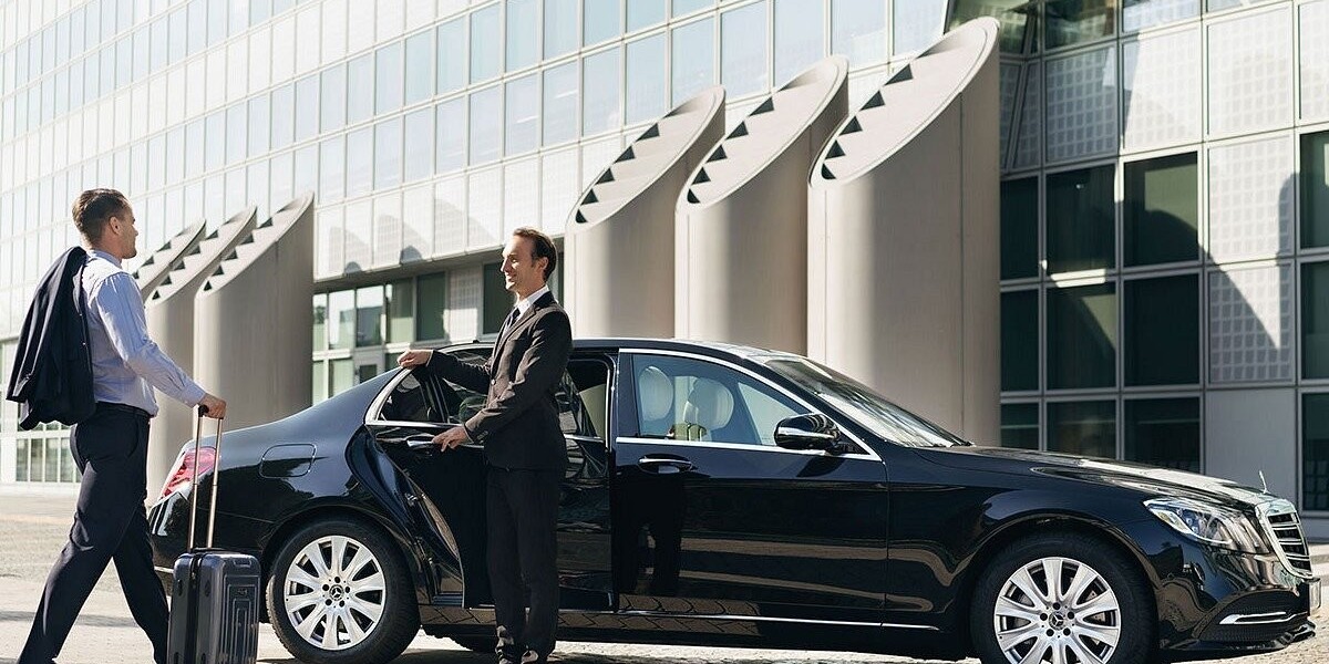 Elevate Your Travel Experience With Chauffeur Service in Austin