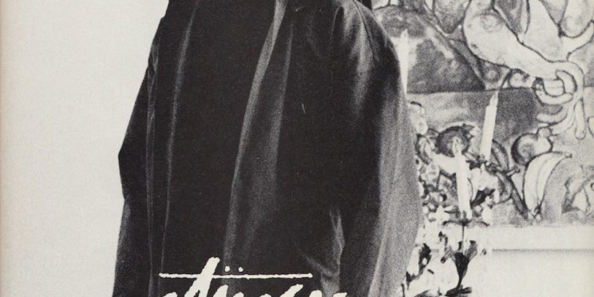 Winter Streetwear Vibes in Miami: The Rise of Stüssy and the Stüssy Hoodie