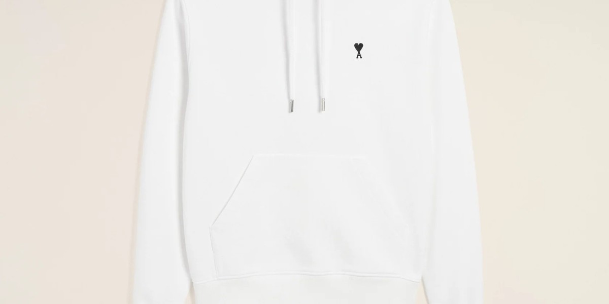 AMI Paris Hoodies – Zeitloser Stil, französische Eleganz und moderner Komfort für Deutschland