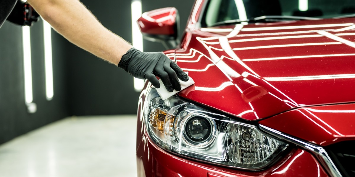 Ceramic Coating vs Wax: What’s Better for Cars in Brampton?