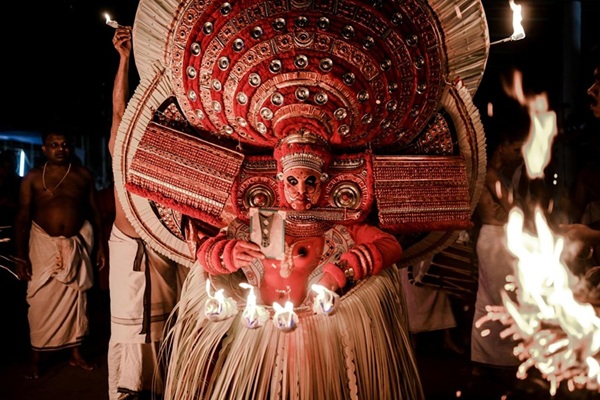 Luxury South India Tour Packages | Luxury Vacation South India