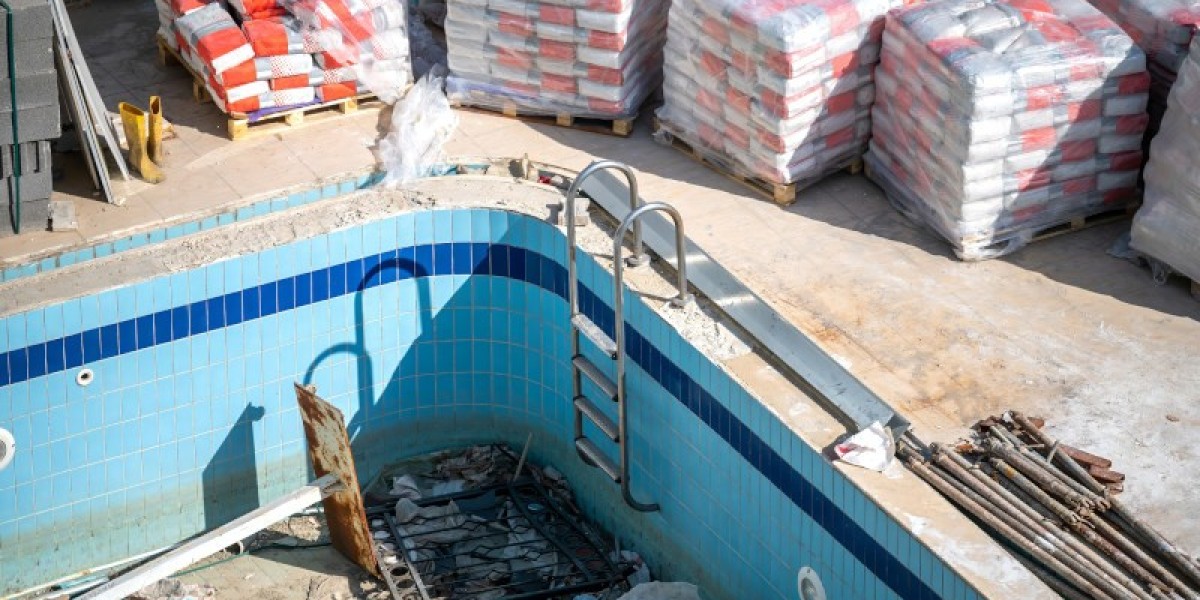 When Is the Right Time for Pool Replastering in Charlotte, NC?