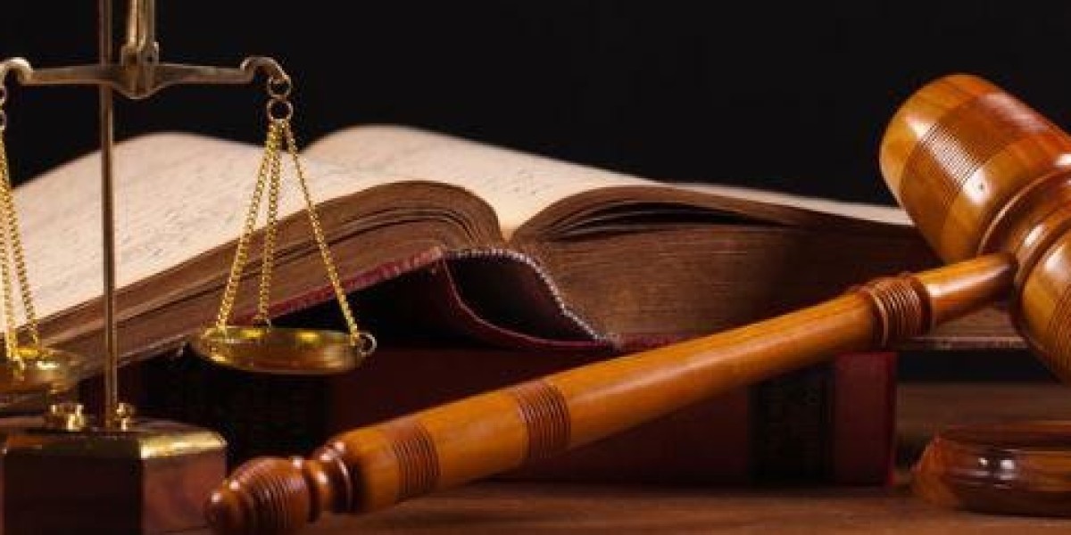 Why Working With a Landlord Tenant Attorney NYC Can Protect Your Rights