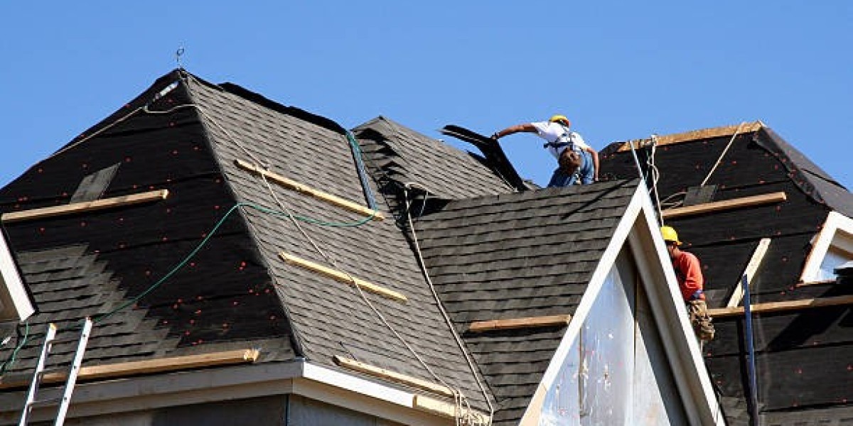 Sarasota Manatee Roof Repair Services: Secured Coating of Florida Homes