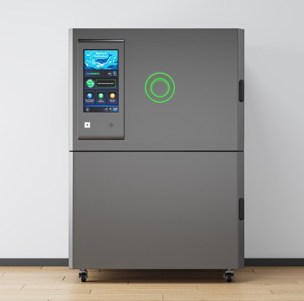 Top Benefits of Installing a Plastic Bottle Recycling Machine in Your Community – Tom Robots