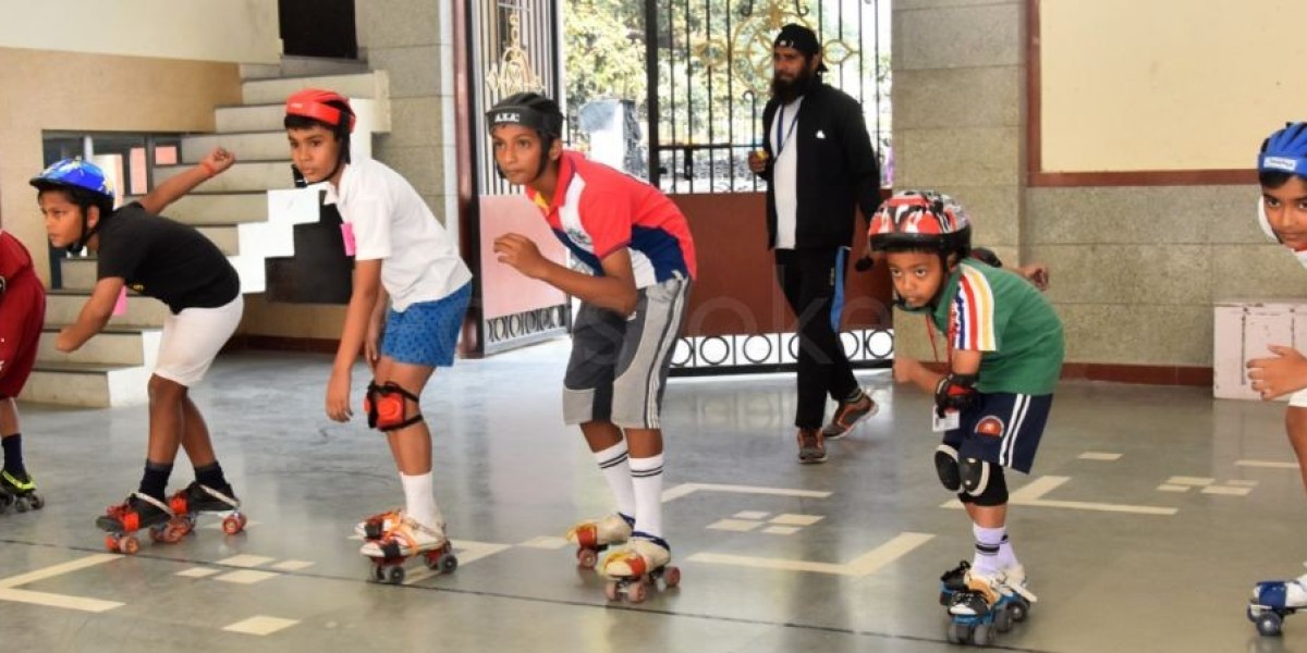 Best Age to Start Roller Skating for Kids: Expert Tips from Sports Hub Coaches