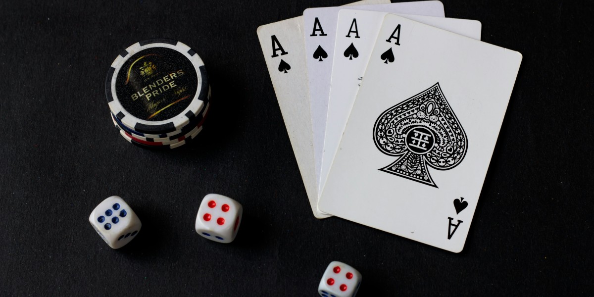 Mental Sundhed og Online Gambling: En Undersøgelse af, Hvordan Spillernes Psykologiske Velbefindende Påvirkes af Online 