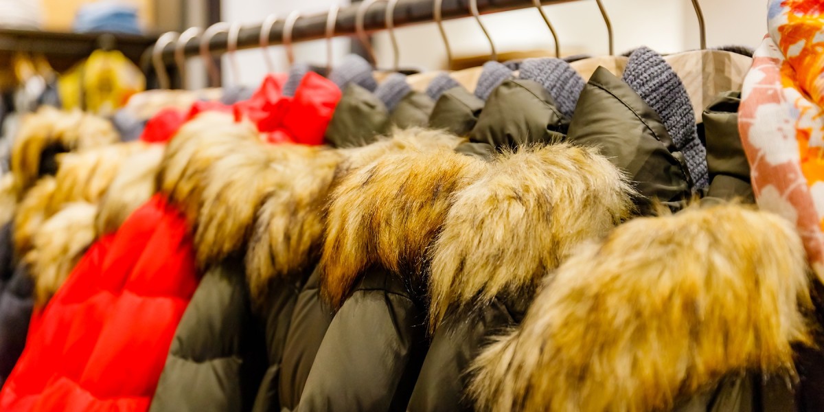 Expanding Across Borders: Choosing the Right Fashion Manufacturer Europe to USA